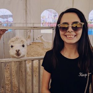 Meet your Posher, Kasey